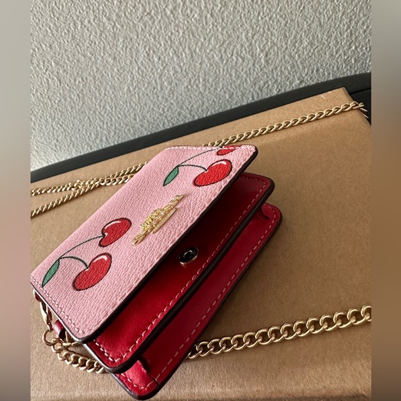 COACH CHERRY Heart Wallet ON A CHAIN ๐ - Picture 2 of 8
